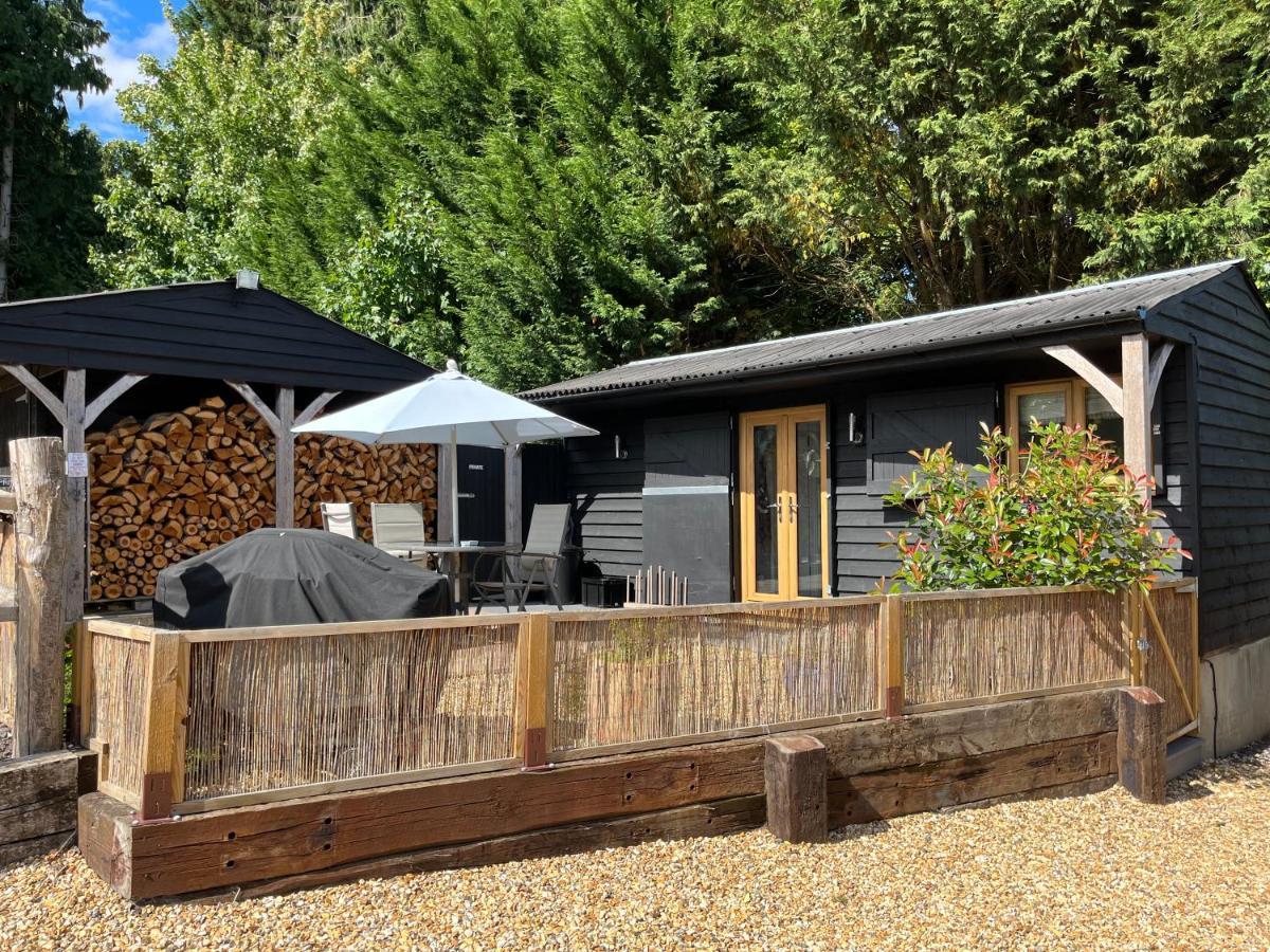 Hascombe Accommodation Exterior foto